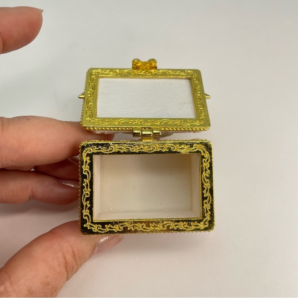 Ring Trinket Box - Picture 3 of 7